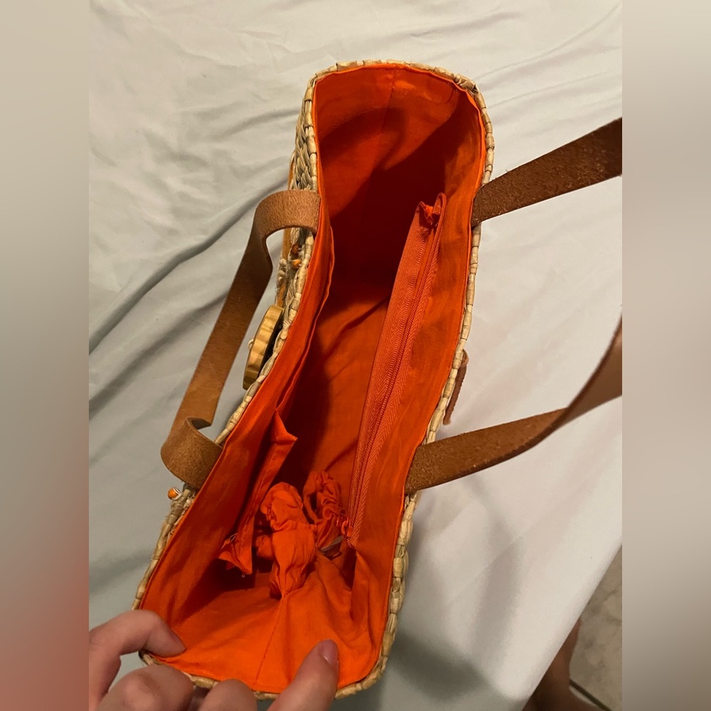 Orange Floral Woven Straw Purse - Picture 4 of 9